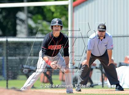 Thumbnail 3 in Lutcher @ Brusly (LHSAA 3A Quarterfinal G2) photogallery.