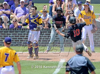 Thumbnail 1 in Lutcher @ Brusly (LHSAA 3A Quarterfinal G2) photogallery.