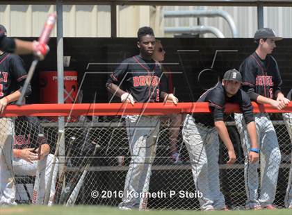 Thumbnail 3 in Lutcher @ Brusly (LHSAA 3A Quarterfinal G2) photogallery.