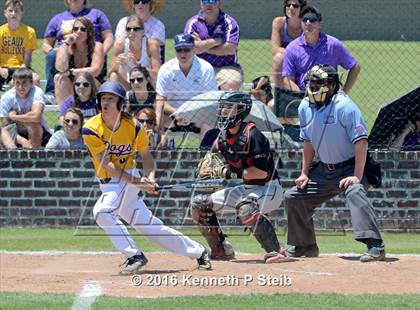 Thumbnail 3 in Lutcher @ Brusly (LHSAA 3A Quarterfinal G2) photogallery.