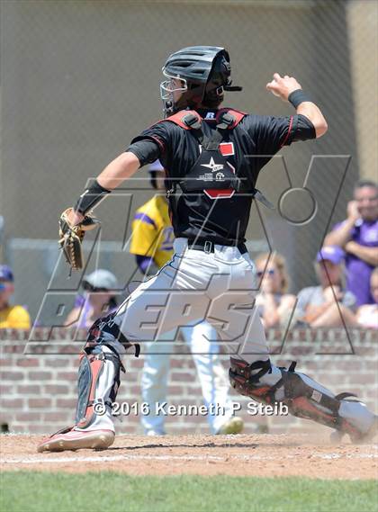 Thumbnail 1 in Lutcher @ Brusly (LHSAA 3A Quarterfinal G2) photogallery.