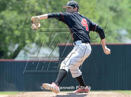 Thumbnail 2 in Lutcher @ Brusly (LHSAA 3A Quarterfinal G2) photogallery.