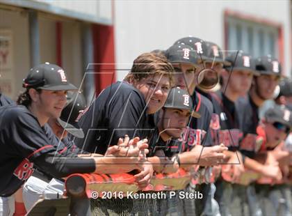 Thumbnail 1 in Lutcher @ Brusly (LHSAA 3A Quarterfinal G2) photogallery.