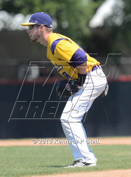 Thumbnail 1 in Lutcher @ Brusly (LHSAA 3A Quarterfinal G2) photogallery.