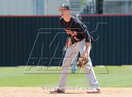 Thumbnail 3 in Lutcher @ Brusly (LHSAA 3A Quarterfinal G2) photogallery.