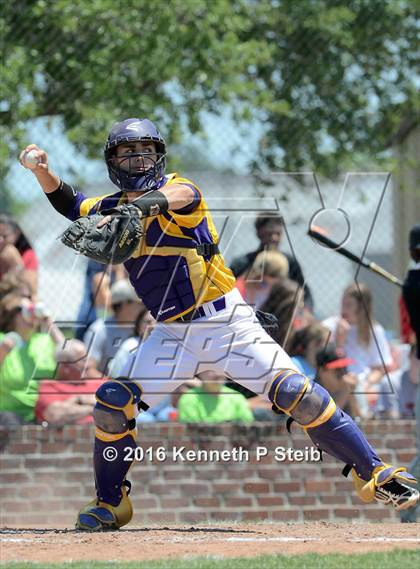 Thumbnail 1 in Lutcher @ Brusly (LHSAA 3A Quarterfinal G2) photogallery.