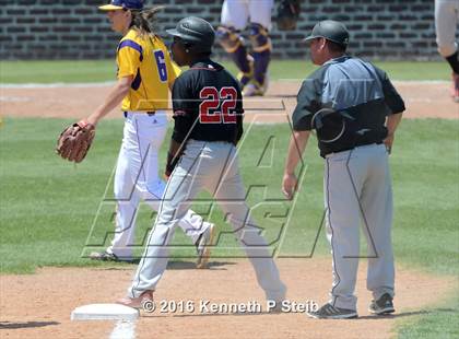 Thumbnail 1 in Lutcher @ Brusly (LHSAA 3A Quarterfinal G2) photogallery.