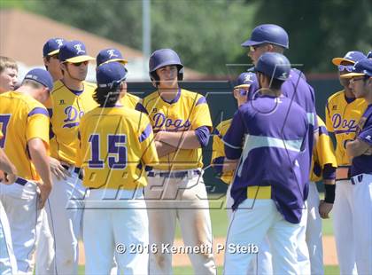 Thumbnail 3 in Lutcher @ Brusly (LHSAA 3A Quarterfinal G2) photogallery.