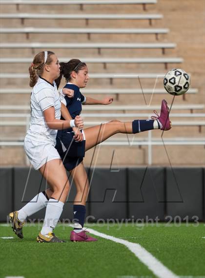 Thumbnail 3 in Randall vs Monterey (UIL 4A Sectional Playoff) photogallery.