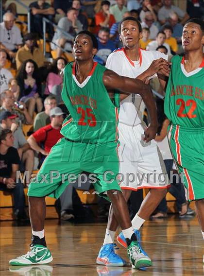 Thumbnail 2 in Ely vs. Bishop Gorman (City of Palms Classic) photogallery.