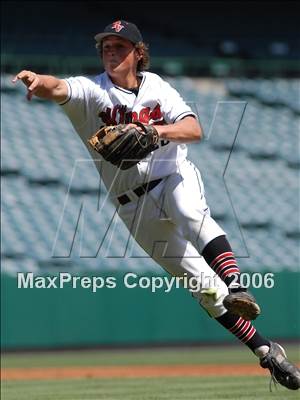 Thumbnail 1 in Palos Verdes vs. El Segundo (D4 Section Final) photogallery.