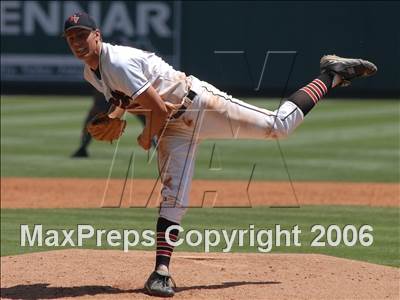 Thumbnail 1 in Palos Verdes vs. El Segundo (D4 Section Final) photogallery.