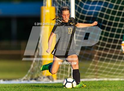 Thumbnail 3 in Dobyns-Bennett @ David Crockett photogallery.