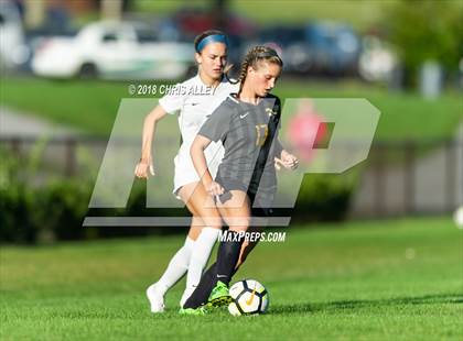 Thumbnail 2 in Dobyns-Bennett @ David Crockett photogallery.