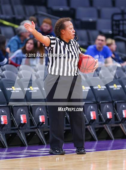 Thumbnail 1 in St. Francis vs. Davis (@ Golden One Center) photogallery.