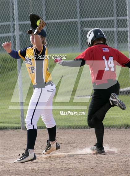 Thumbnail 1 in Kettle Moraine @ Muskego photogallery.
