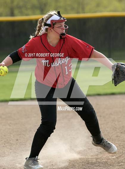 Thumbnail 2 in Kettle Moraine @ Muskego photogallery.