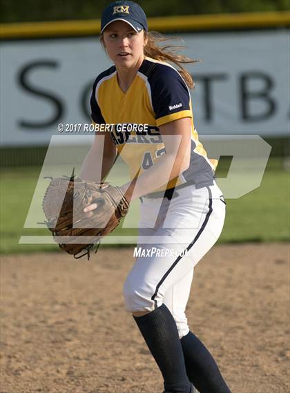 Thumbnail 2 in Kettle Moraine @ Muskego photogallery.