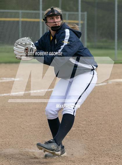 Thumbnail 3 in Kettle Moraine @ Muskego photogallery.