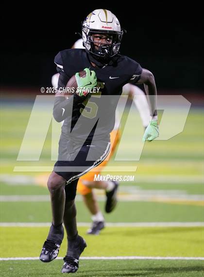 Thumbnail 2 in Chaparral @ Apollo photogallery.