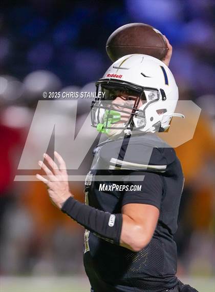 Thumbnail 1 in Chaparral @ Apollo photogallery.