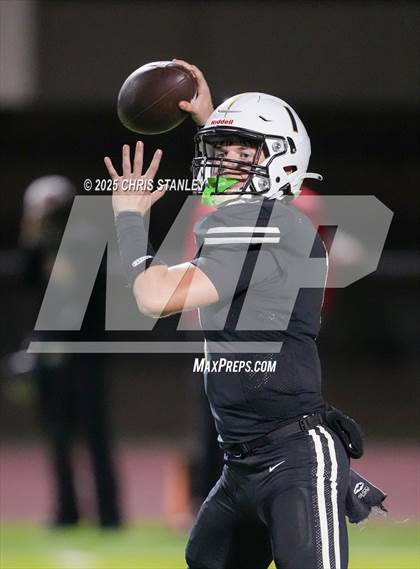 Thumbnail 1 in Chaparral @ Apollo photogallery.