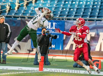 Thumbnail 1 in St. John's vs. Mansfield (MIAA Division 2 Final) photogallery.