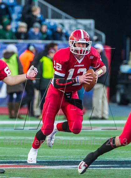 Thumbnail 1 in St. John's vs. Mansfield (MIAA Division 2 Final) photogallery.