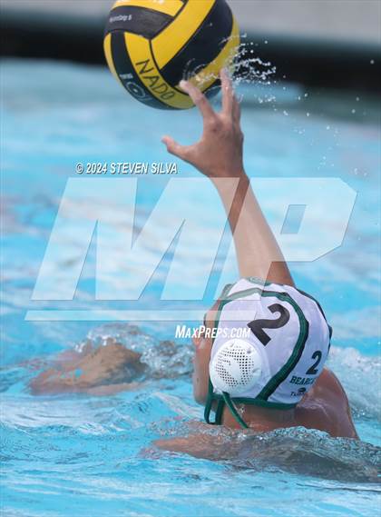 Thumbnail 1 in Bonita vs. Coronado (America's Finest City Tournament) photogallery.