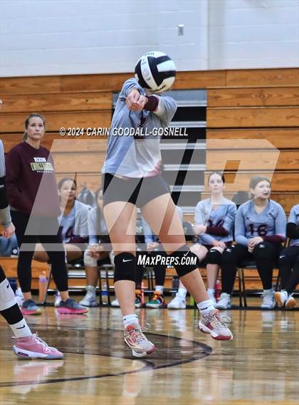 Thumbnail 3 in Dixon @ Croatan photogallery.