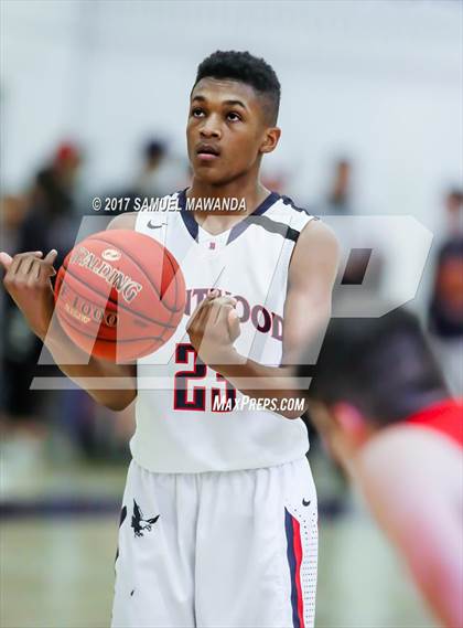 Thumbnail 3 in Brentwood School vs Paraclete photogallery.