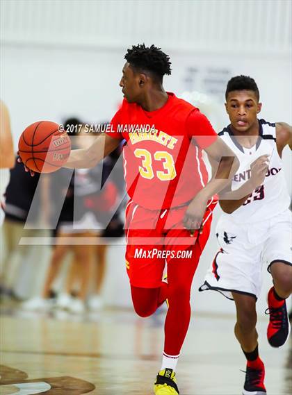 Thumbnail 1 in Brentwood School vs Paraclete photogallery.