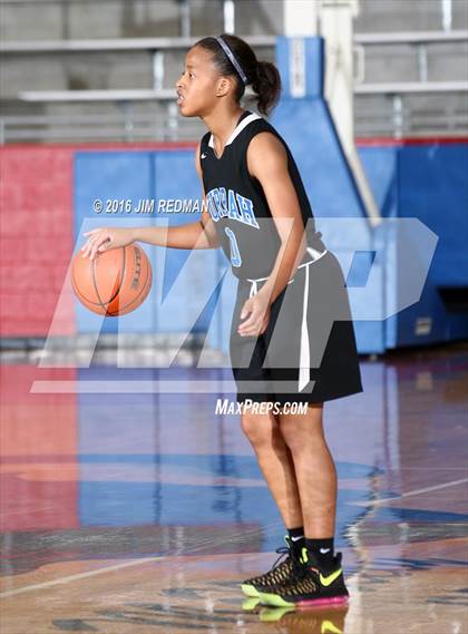 Thumbnail 3 in Murrah @ Duncanville (Thanksgiving Hoopfest) photogallery.