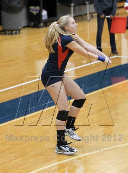 Thumbnail 3 in Creekview vs. Allen @ Allen's (Texas Open) photogallery.