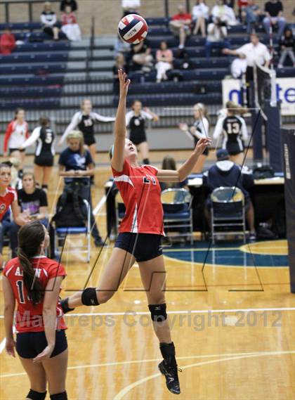 Thumbnail 3 in Creekview vs. Allen @ Allen's (Texas Open) photogallery.