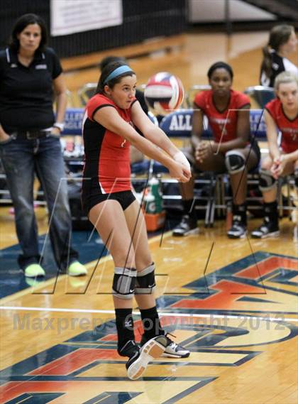Thumbnail 3 in Creekview vs. Allen @ Allen's (Texas Open) photogallery.