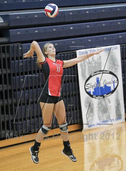 Thumbnail 1 in Creekview vs. Allen @ Allen's (Texas Open) photogallery.