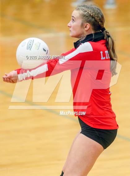 Thumbnail 2 in Bridge City vs. Lumberton photogallery.