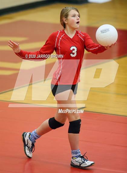 Thumbnail 1 in Bridge City vs. Lumberton photogallery.