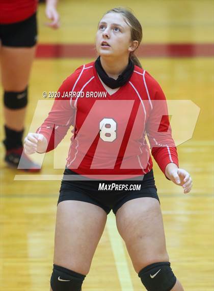 Thumbnail 2 in Bridge City vs. Lumberton photogallery.