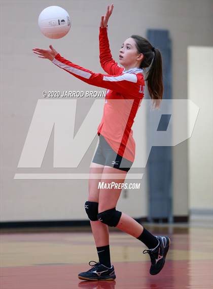 Thumbnail 2 in Bridge City vs. Lumberton photogallery.
