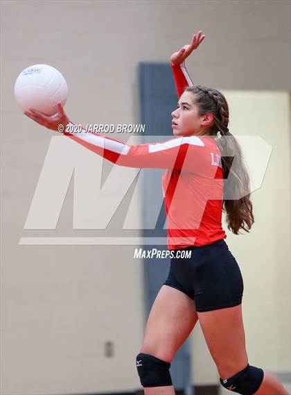 Thumbnail 3 in Bridge City vs. Lumberton photogallery.
