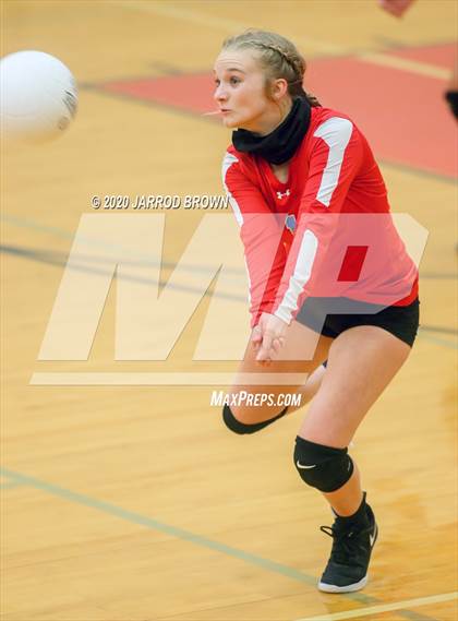 Thumbnail 2 in Bridge City vs. Lumberton photogallery.