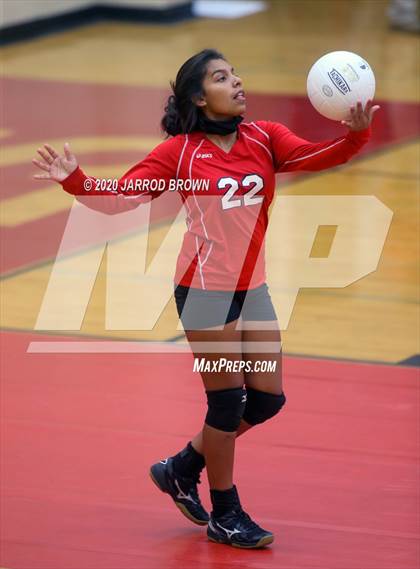 Thumbnail 3 in Bridge City vs. Lumberton photogallery.