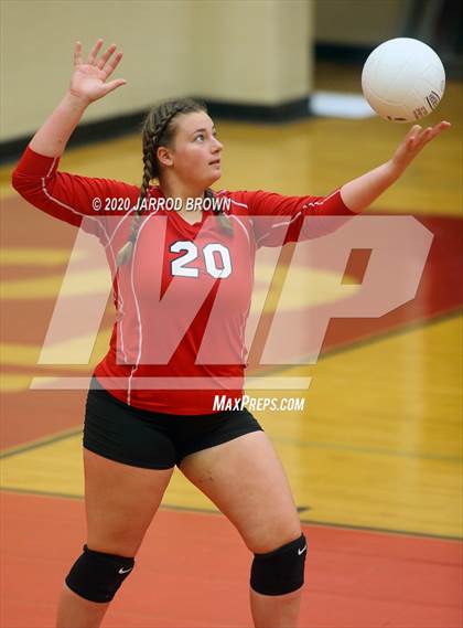 Thumbnail 3 in Bridge City vs. Lumberton photogallery.
