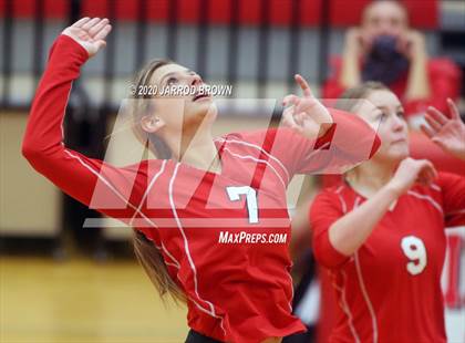 Thumbnail 2 in Bridge City vs. Lumberton photogallery.