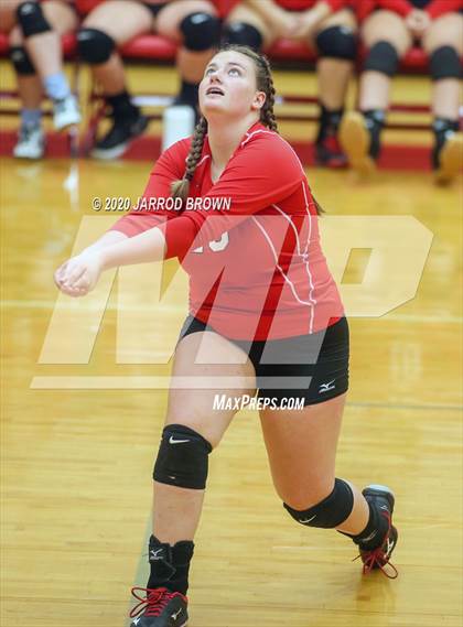 Thumbnail 3 in Bridge City vs. Lumberton photogallery.