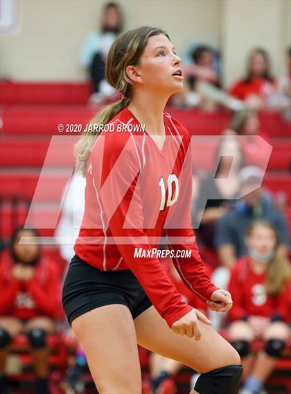 Thumbnail 3 in Bridge City vs. Lumberton photogallery.
