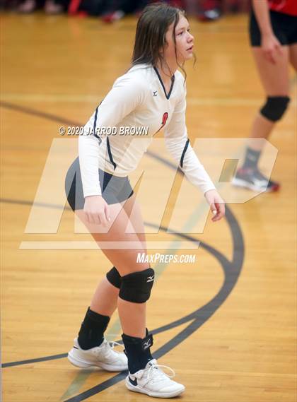 Thumbnail 3 in Bridge City vs. Lumberton photogallery.