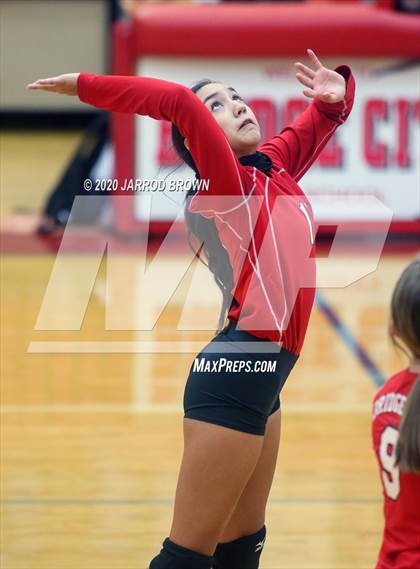 Thumbnail 1 in Bridge City vs. Lumberton photogallery.